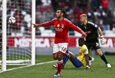 SL Benfica goleia Estoril-Praia por 6-0 em dia de aniversário
