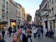 Luxemburgo: Autarquia da capital compra 1000 euros em vales a todos os comércios da cidade!