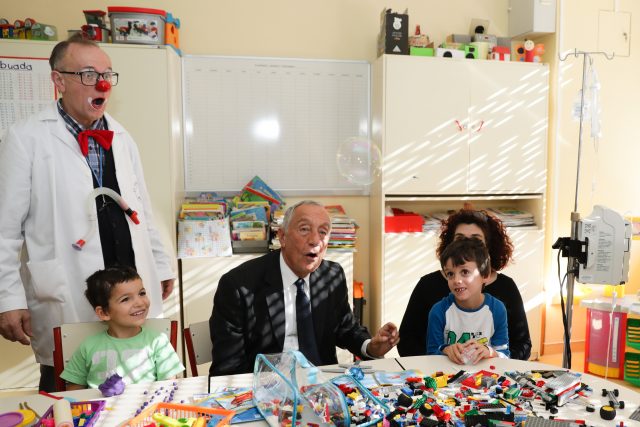 Marcelo Rebelo de Sousa visita o Hospital Dona Estefânia