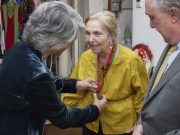 Governo entregou a Paula Rego em Londres a condecoração portuguesa que “faltava” à artista