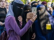 Lei que proíbe véu integral entra hoje em vigor na Holanda