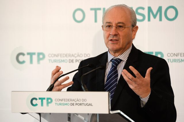 Presidente do PSD em almoço-debate organizado pela CTP