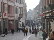 Covid-19: Alemanha sem recolher obrigatório espera que medidas restritivas resultem