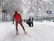 Madrid coberta de neve convertida numa estação de desportos de inverno