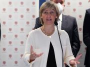 Covid-19: Pessoas com mais de 80 anos recebem quarta dose da vacina a partir do final de agosto