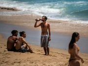 Beber cerveja faz bem aos intestinos e não engorda, concluem investigadores