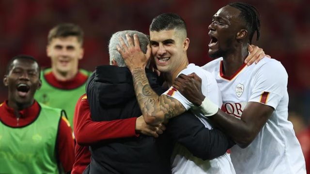 bayer_04_leverkusen_v_as_roma_semi-final_second_leg